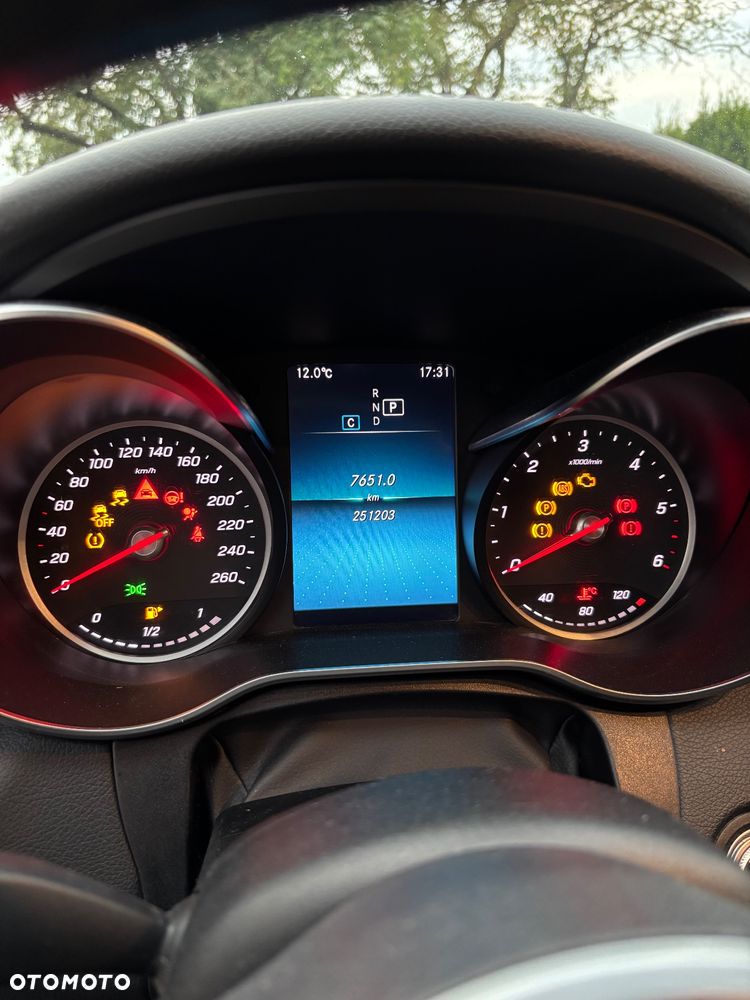 Mercedes-Benz Klasa C 200 d 9G-TRONIC - 9