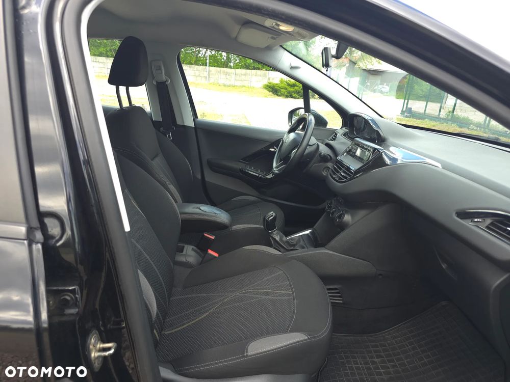 Peugeot 208 1.2 VTi Access - 16