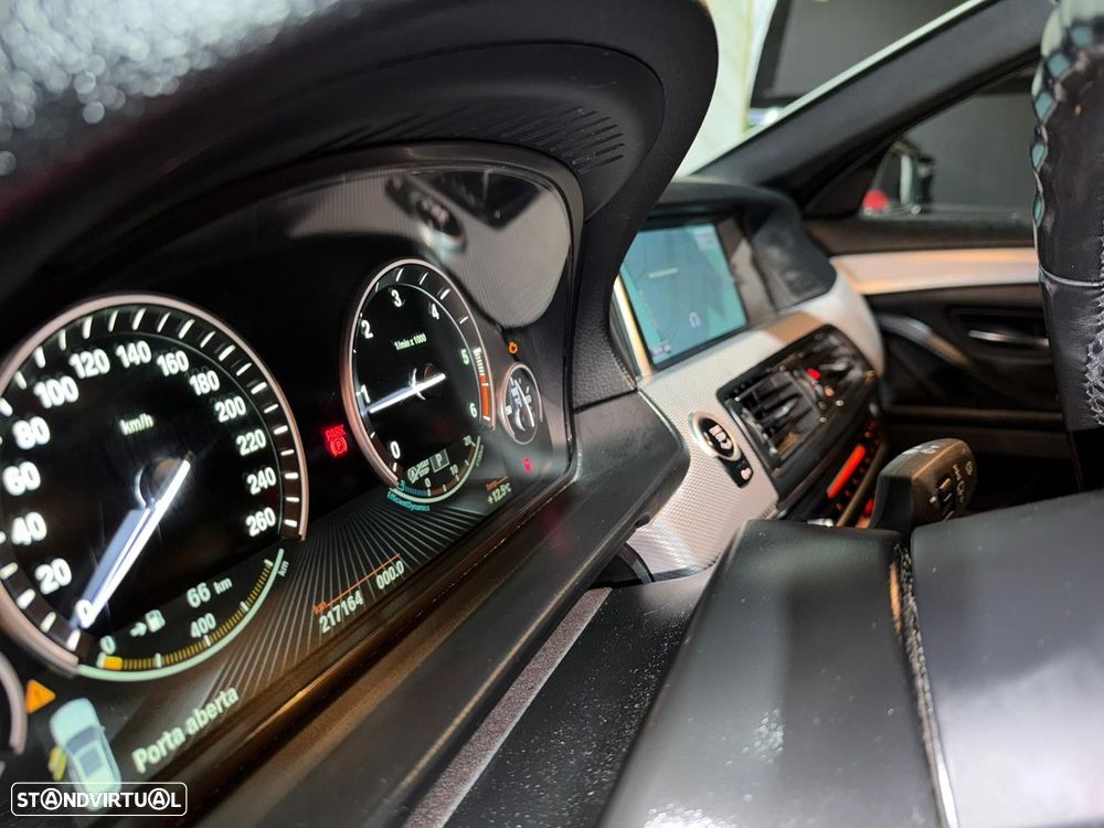 BMW 525 d Pack M Auto - 23