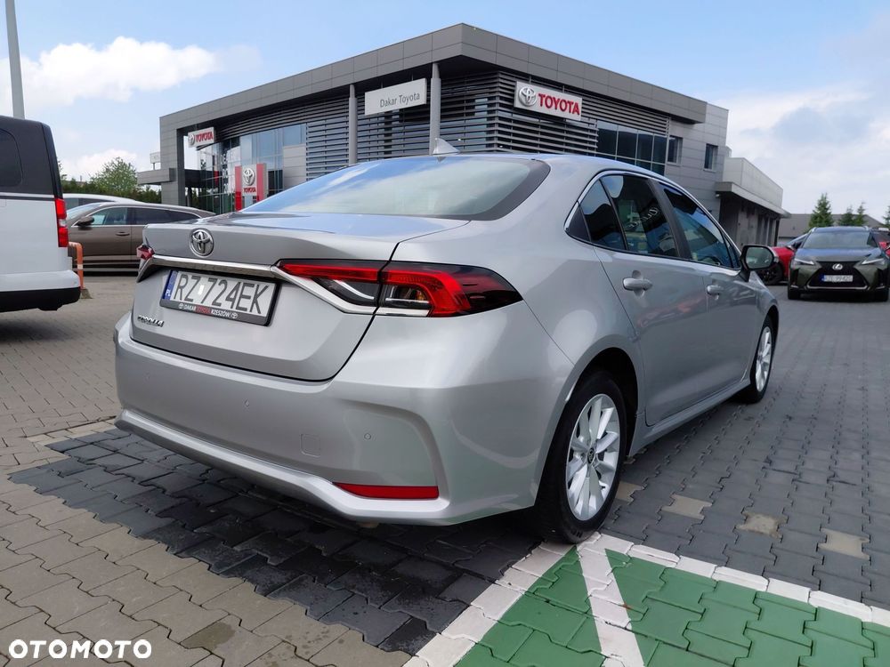 Toyota Corolla - 27