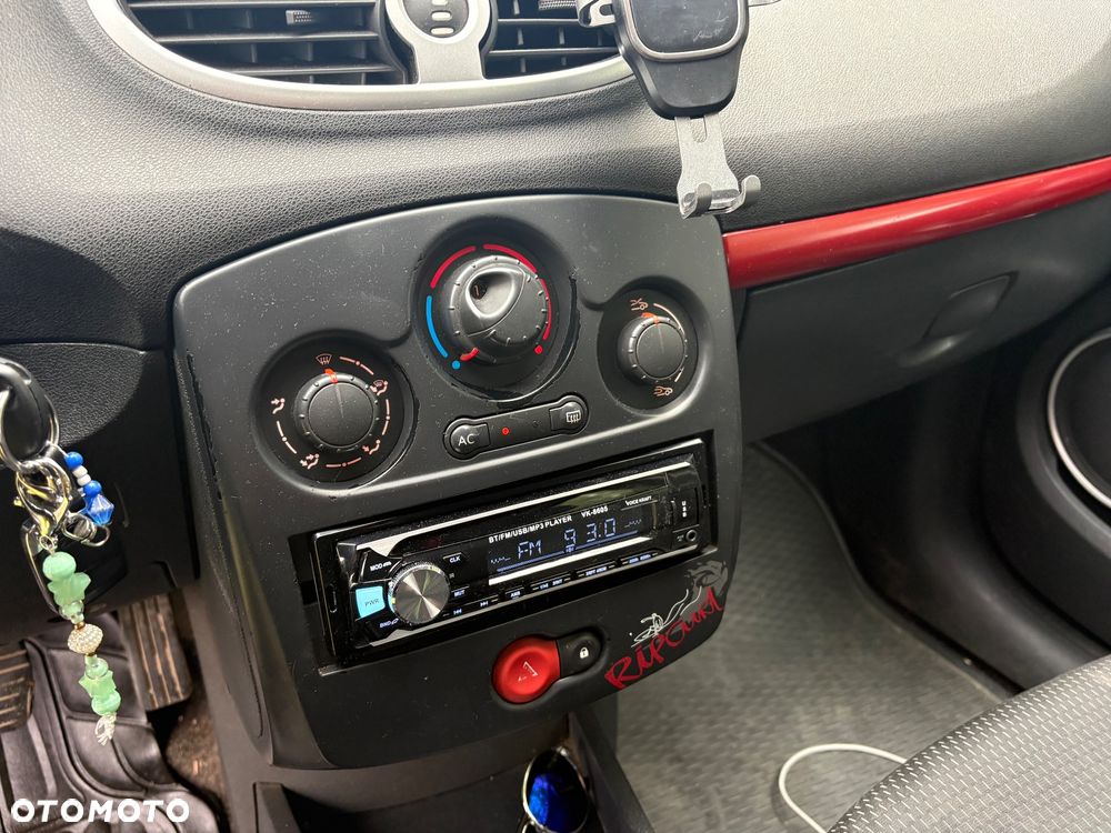 Renault Clio 1.2 TCE Rip Curl - 11
