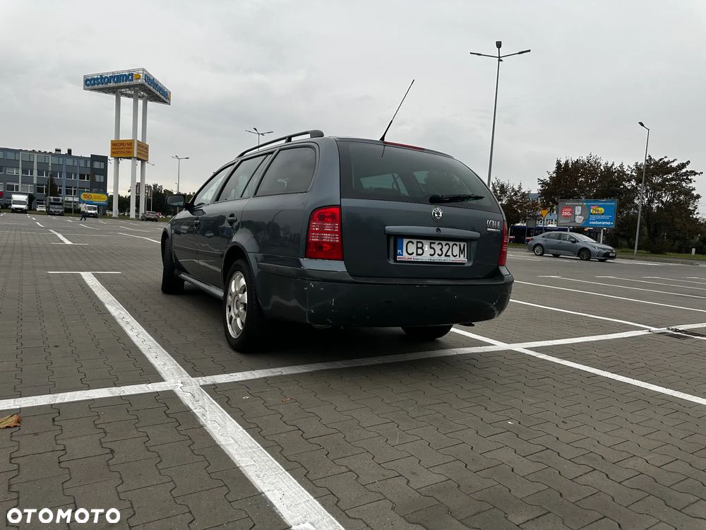 Skoda Octavia 2.0 Combi Style - 5