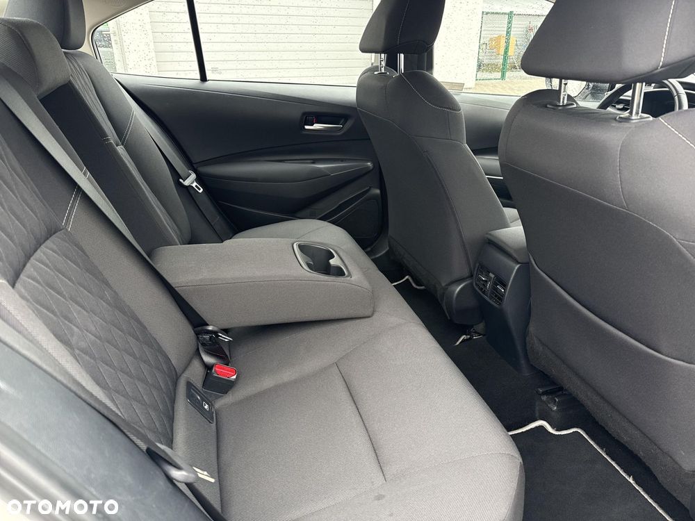 Toyota Corolla 1.8 Hybrid Comfort - 8