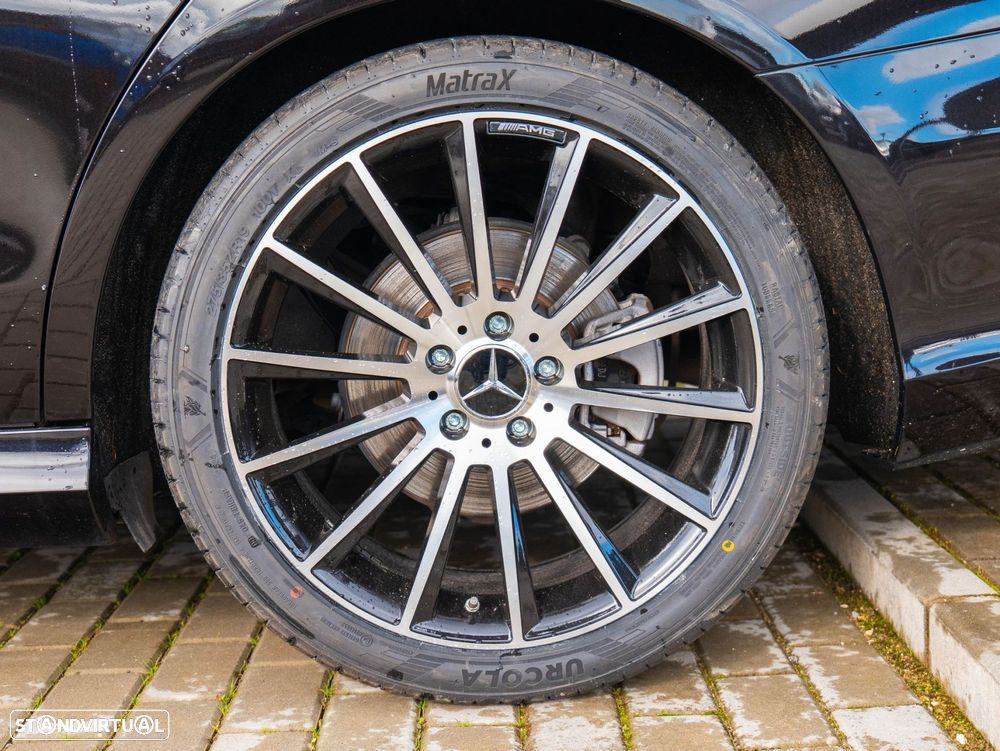 Mercedes-Benz E 220 d AMG Line - 29