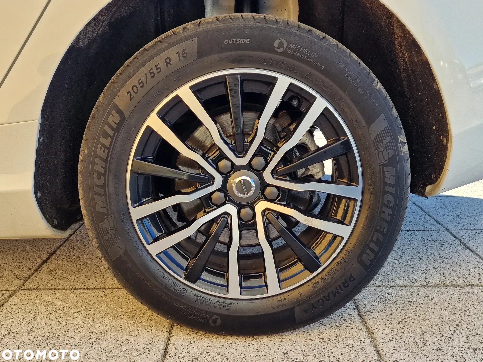 Volvo V40 D2 - 21