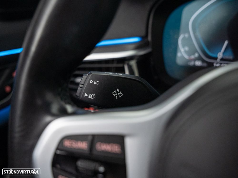BMW 520 e Pack M - 22