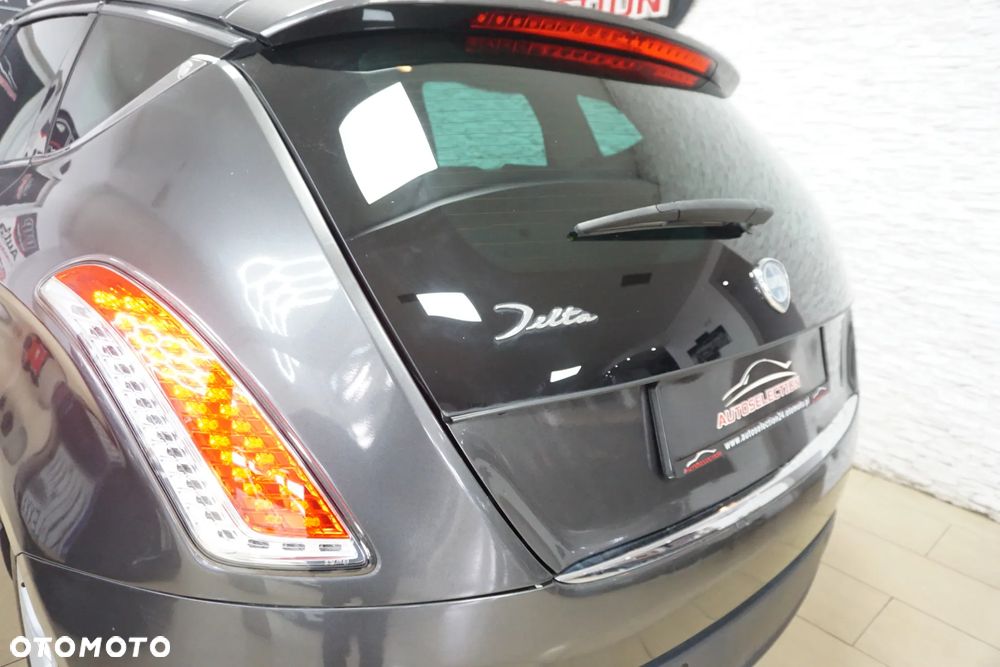 Lancia Delta 2.0 MJ Gold - 16