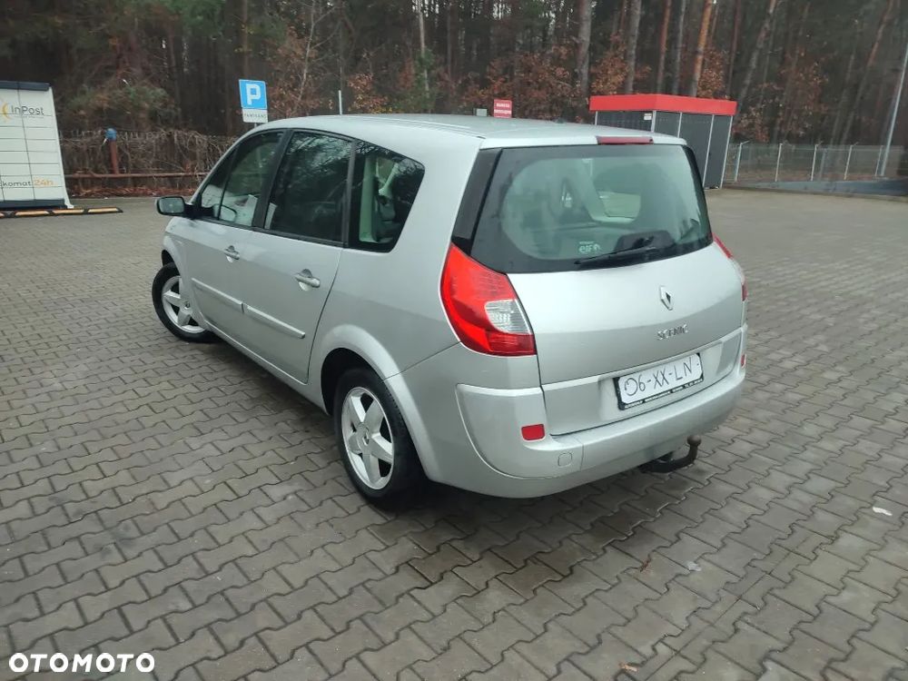 Renault Grand Scenic Gr 2.0 Confort Authentique - 14