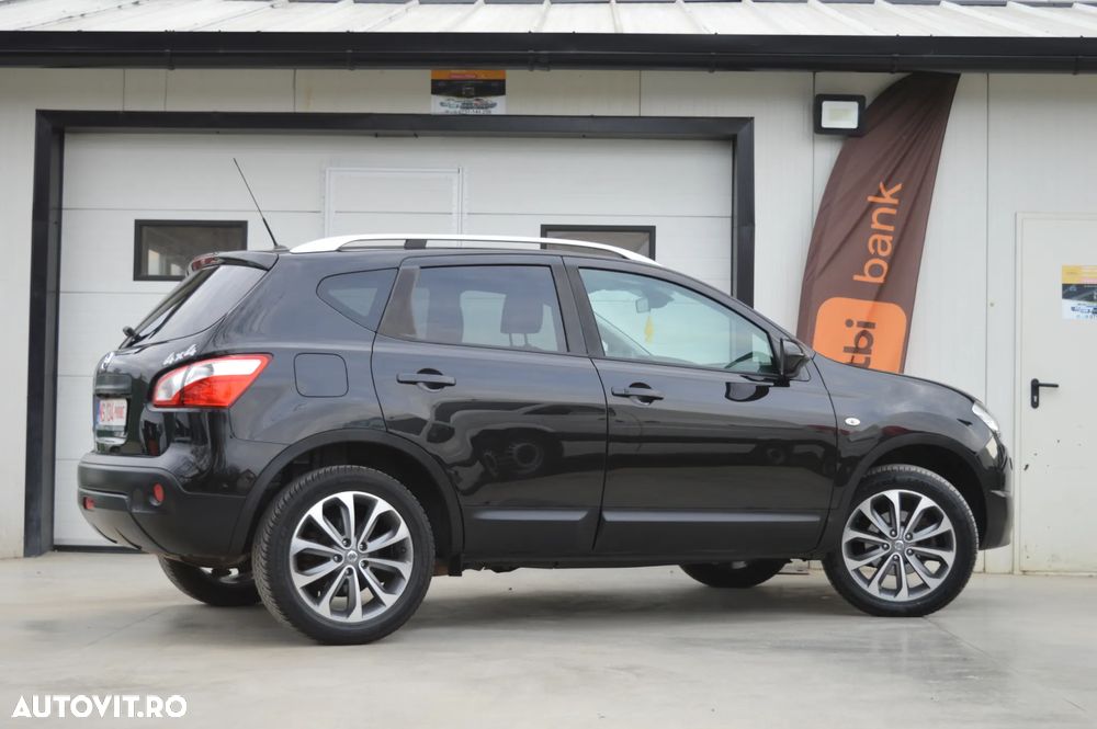 Nissan Qashqai 2.0 4 x 4 tekna - 17