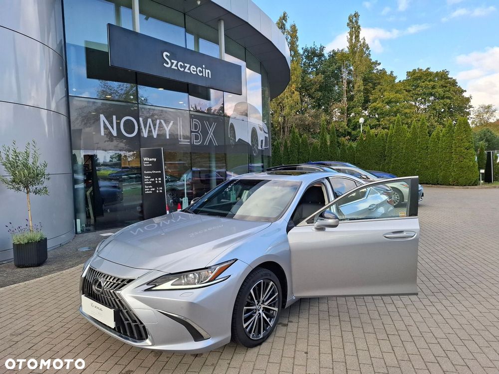 Lexus ES 300h Business Edition - 7