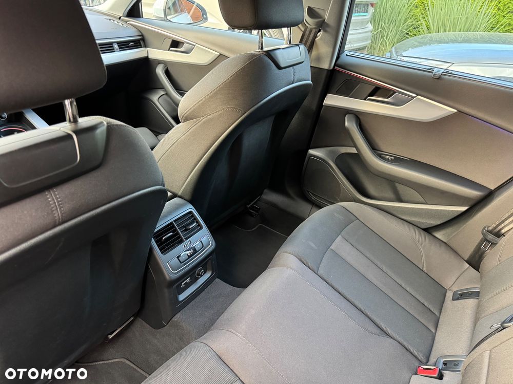 Audi A4 Avant 40 TFSI mHEV Quattro Advanced S tronic - 17
