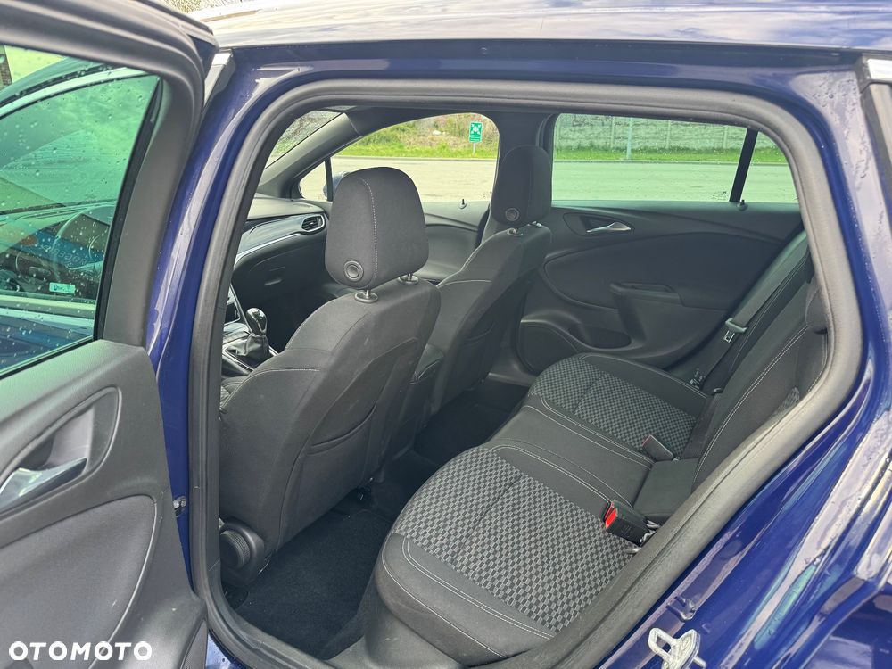 Opel Astra 1.6 CDTI Elite S&S - 25