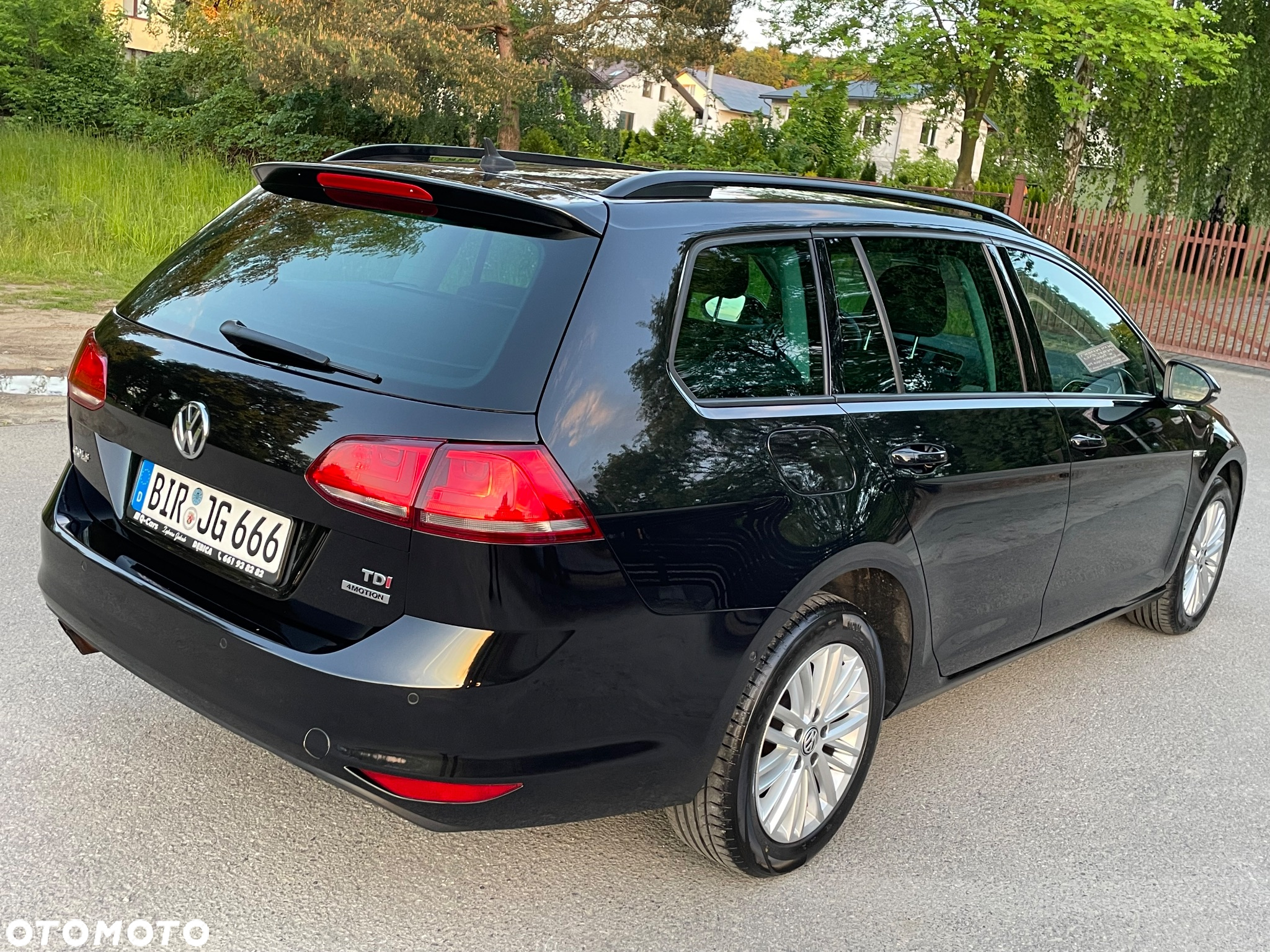 Volkswagen Golf Variant 1.6 TDI 4Motion BlueMotion Technology Cup - 35