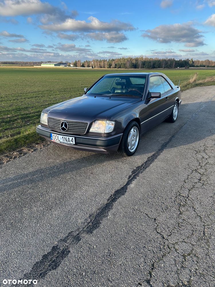 Mercedes-Benz W124 (1984-1993) - 1