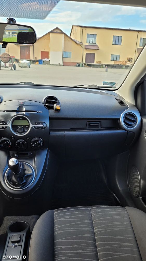 Mazda 2 1.3 Exclusive - 25