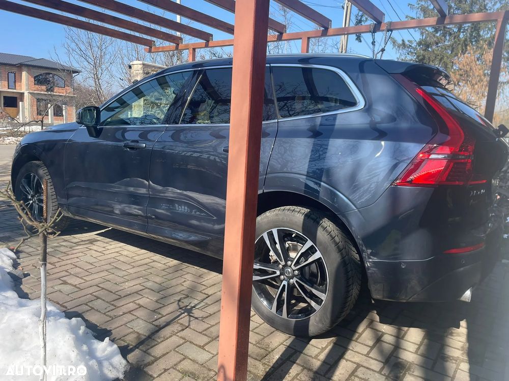 Volvo XC 60 D4 Momentum Pro - 4