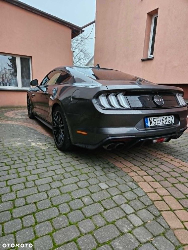 Ford Mustang - 3