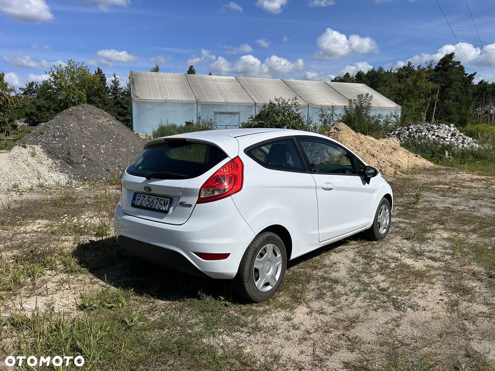 Ford Fiesta - 5
