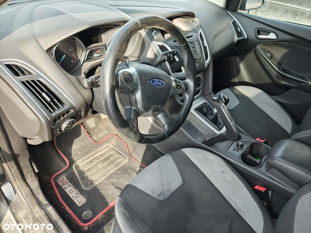 ford Fucus mk3 2012 r - 3