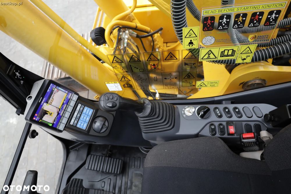 Komatsu PC210LC-11 - 22