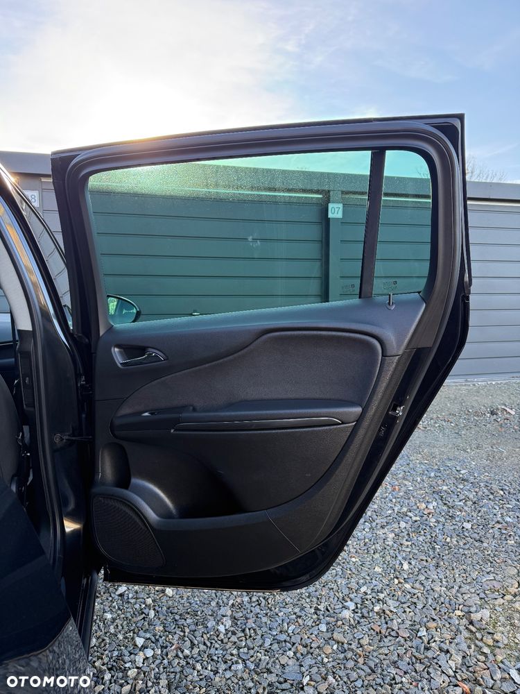 Opel Zafira Tourer 2.0 BITurbo CDTI Start/Stop Sport - 21