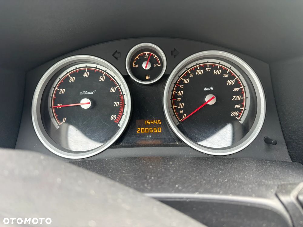 Opel Astra III 1.8 Cosmo - 9