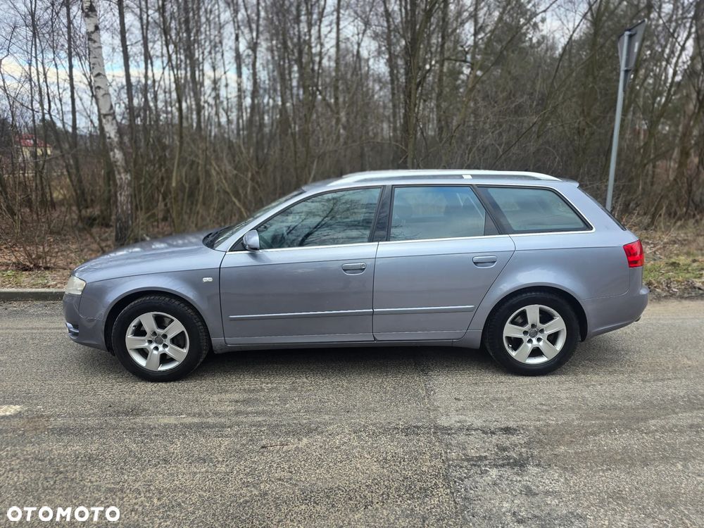 Audi A4 Avant 2.0 T FSI - 17
