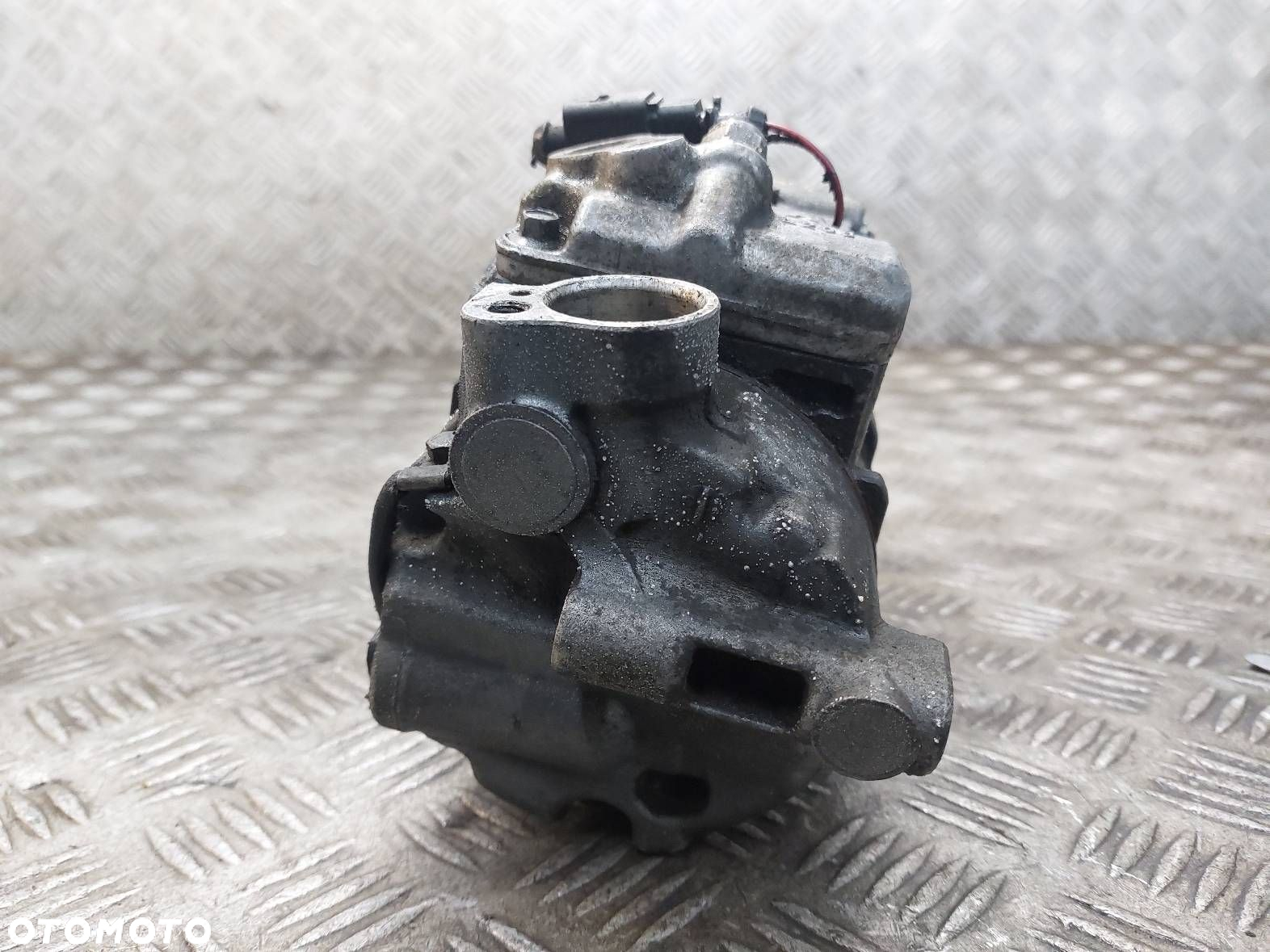 SPRĘŻARKA KLIMATYZACJI USZKODZONY AUDI A4 B6 1.8 T 447220-8413 - 5