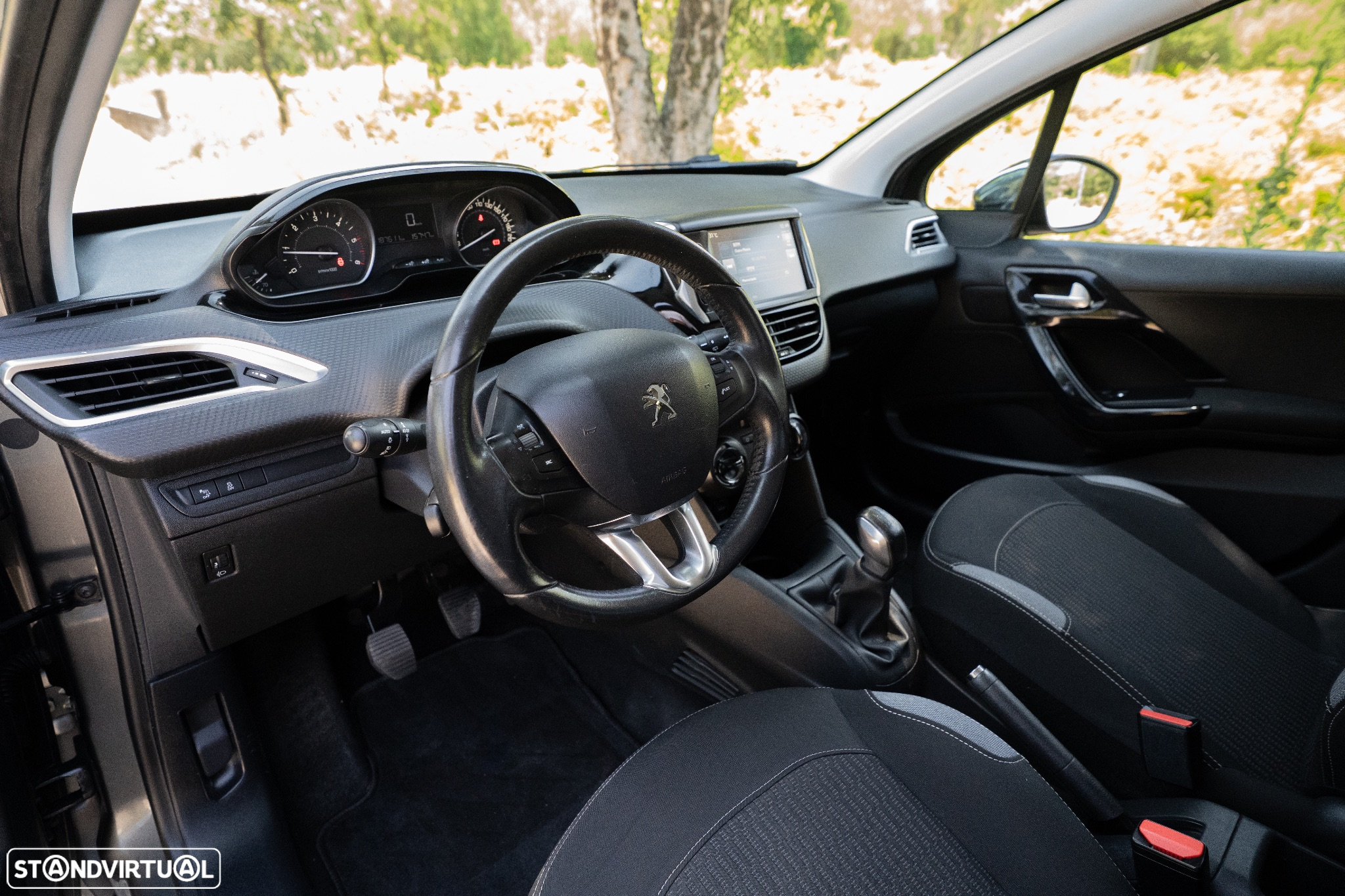 Peugeot 208 1.6 BlueHDi Style - 7