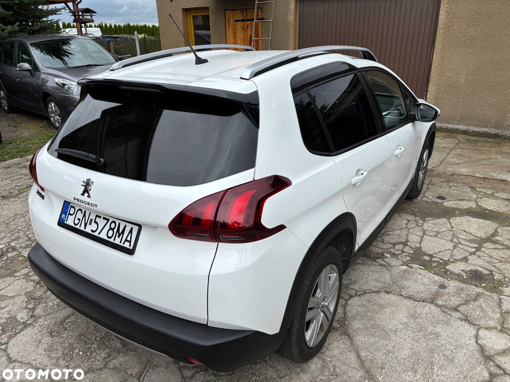 Peugeot 2008 1.5 BlueHDi Signature - 5