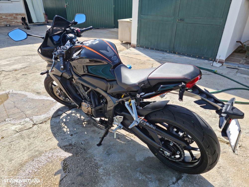 Honda CBR CBR650R - 3