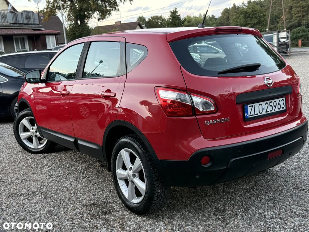 Nissan Qashqai - 2