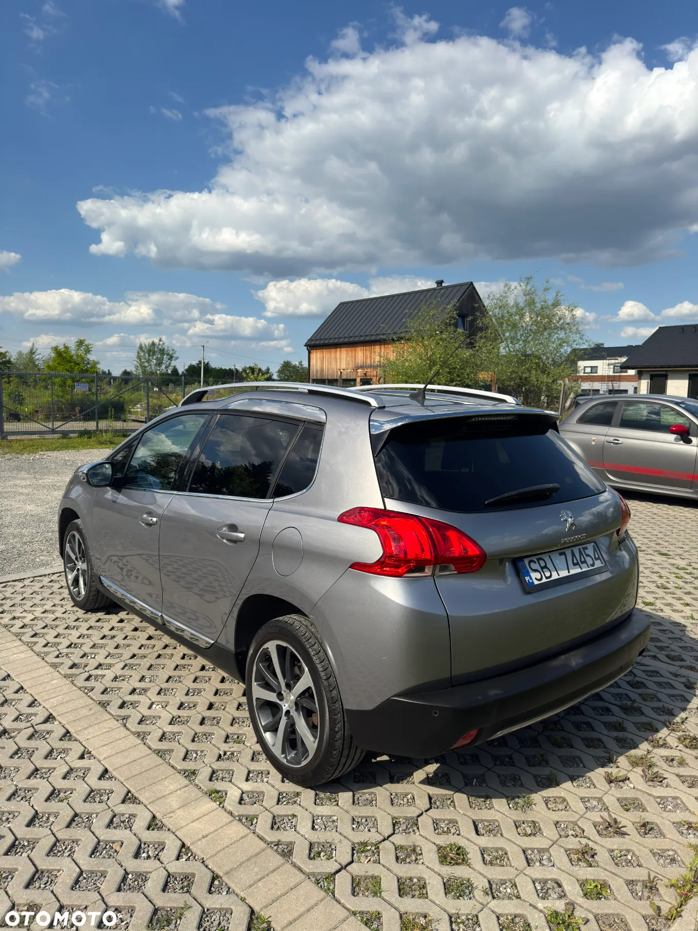 Peugeot 2008 - 6