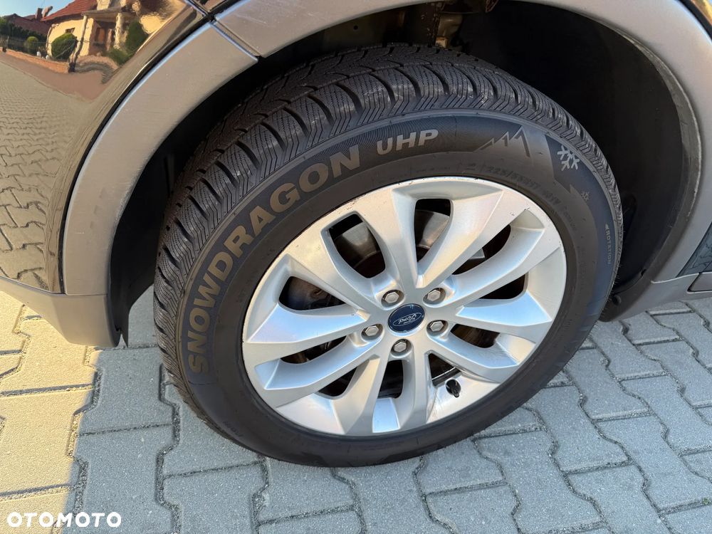 Ford Kuga - 22