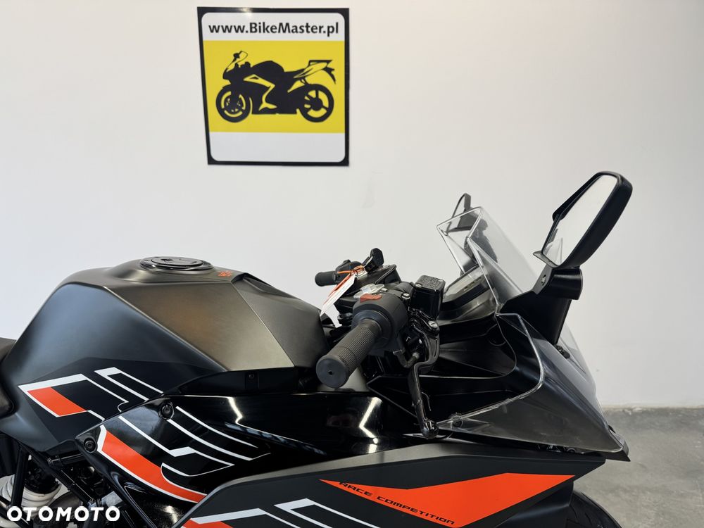 KTM RC 125 - 10
