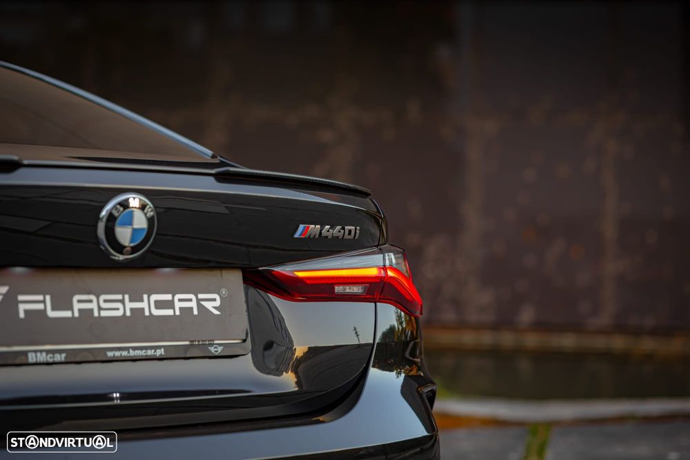 BMW M440 i xDrive Pack 50 anos M - 9