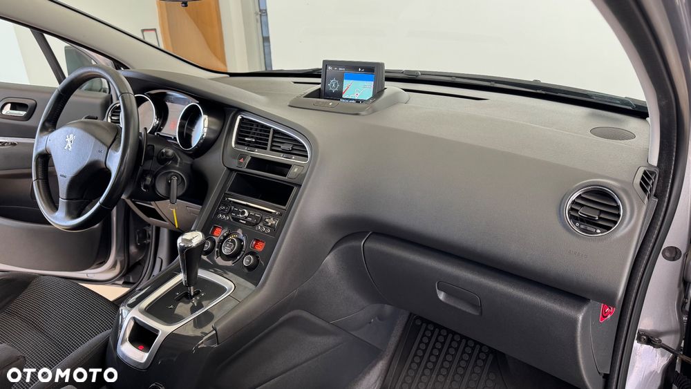 Peugeot 5008 - 34