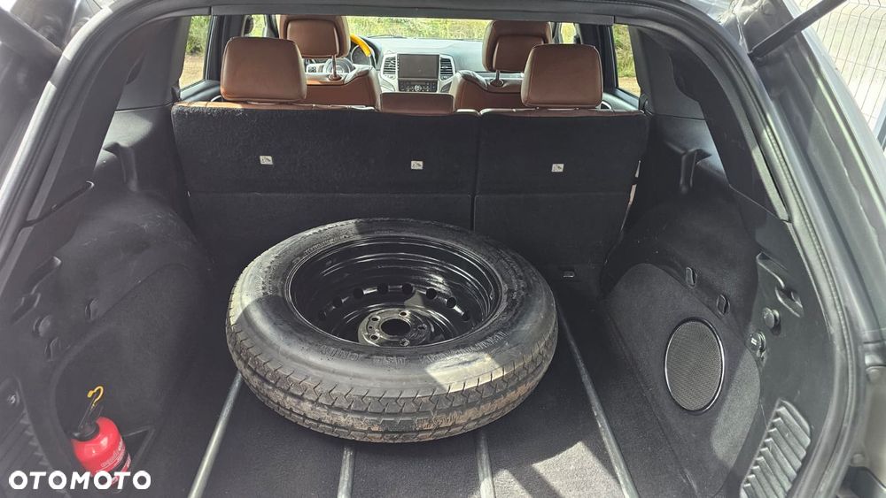 Jeep Grand Cherokee 5.7 4x4 Overland - 12
