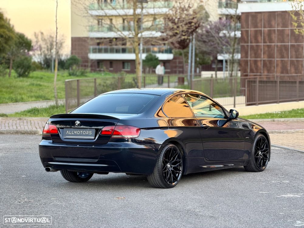 BMW 320 d Coupe - 10