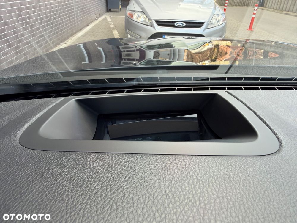 BMW Seria 5 520d M Sport Edition - 23