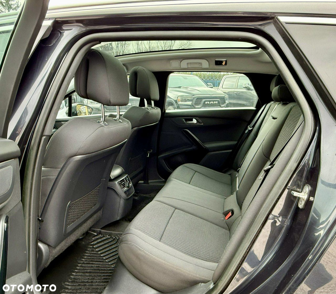 Peugeot 508 SW HDi FAP 140 Allure - 13