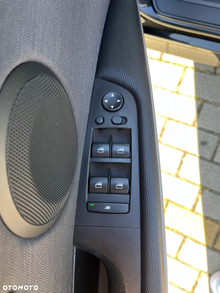 BMW Seria 3 - 18