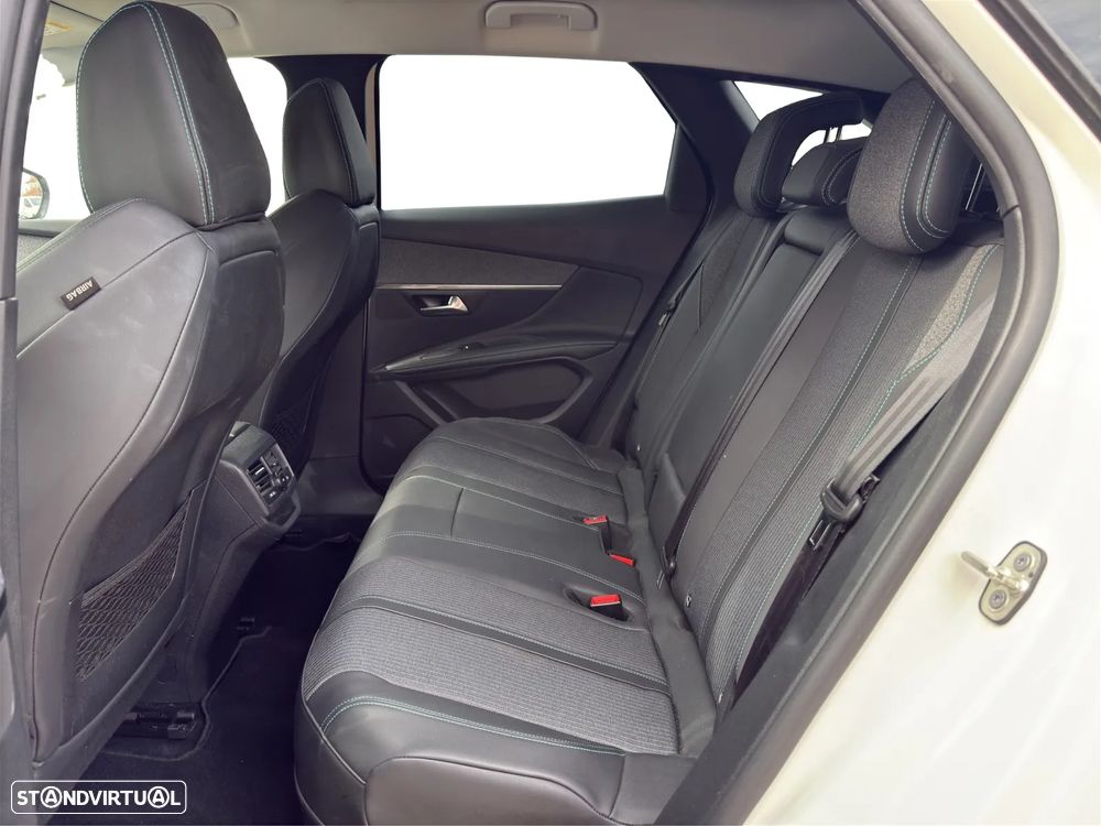 Peugeot 3008 1.6 Hybrid Allure e-EAT8 - 13