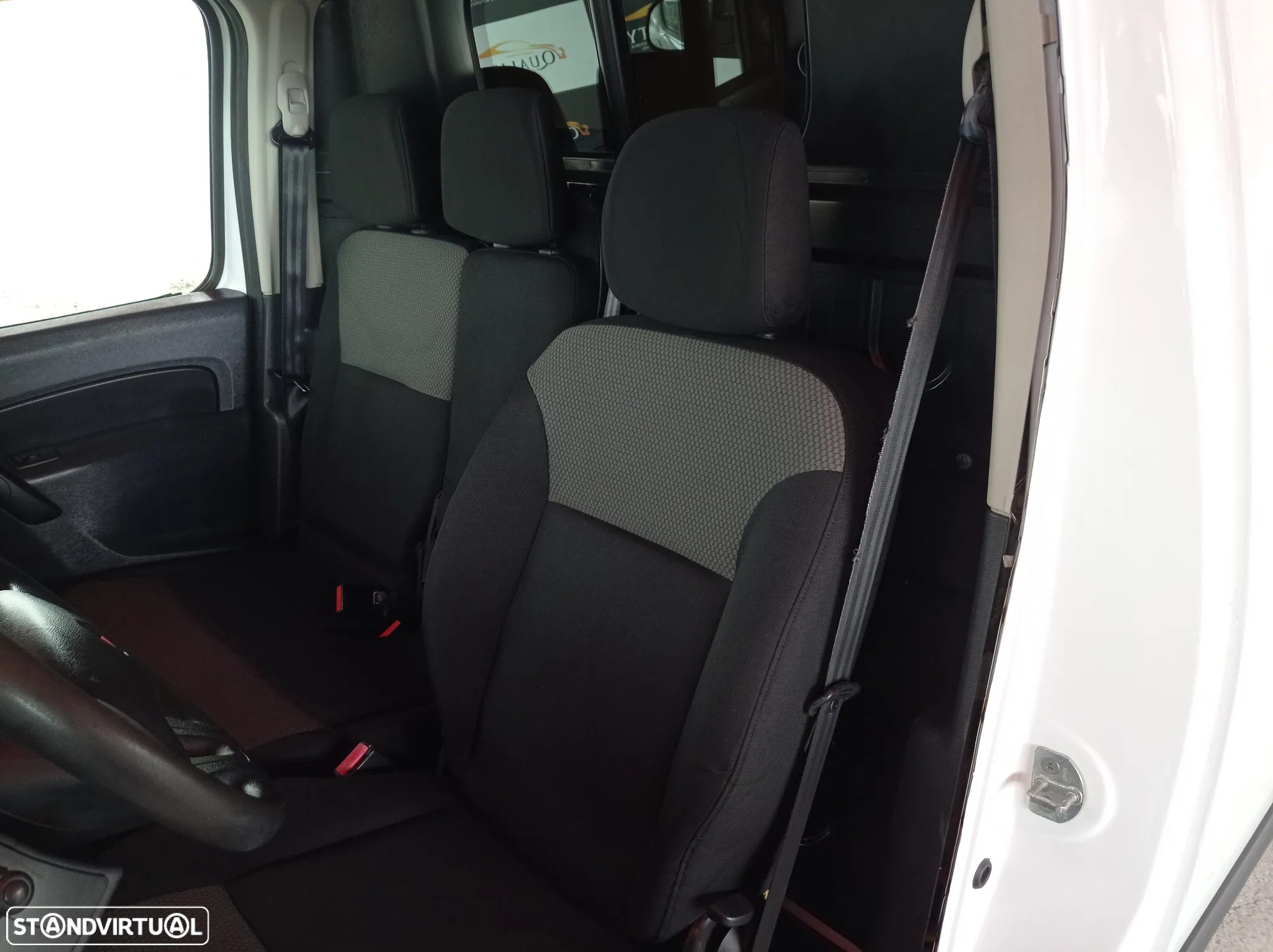 Renault kangoo maxi - 9