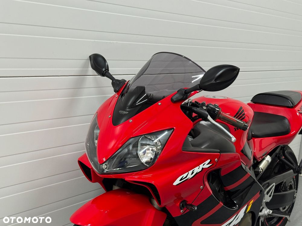 Honda CBR - 26