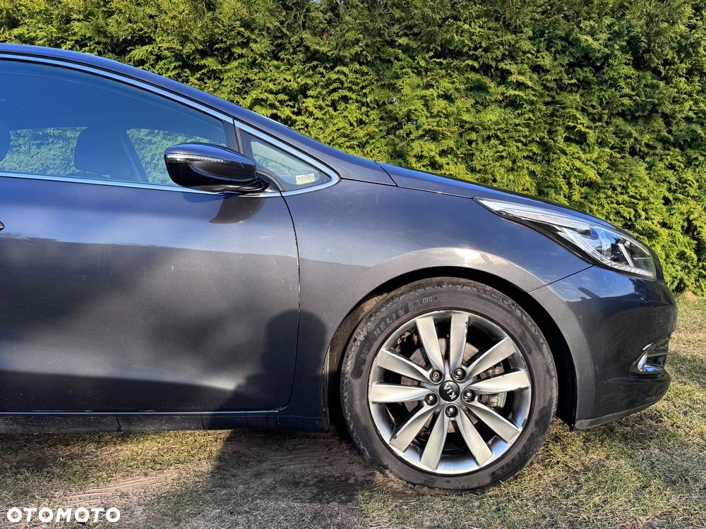Kia Ceed 1.6 CRDi 128 97g Edition 7 - 3