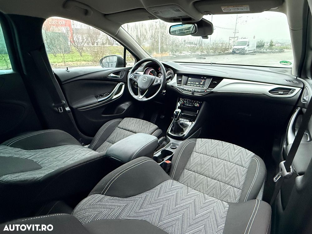 Opel Astra 1.5 D Start/Stop Design&Tech - 16