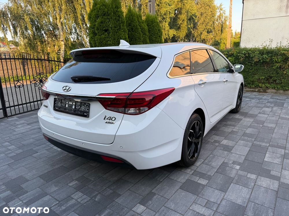Hyundai i40 Kombi 1.7 CRDi Premium - 8