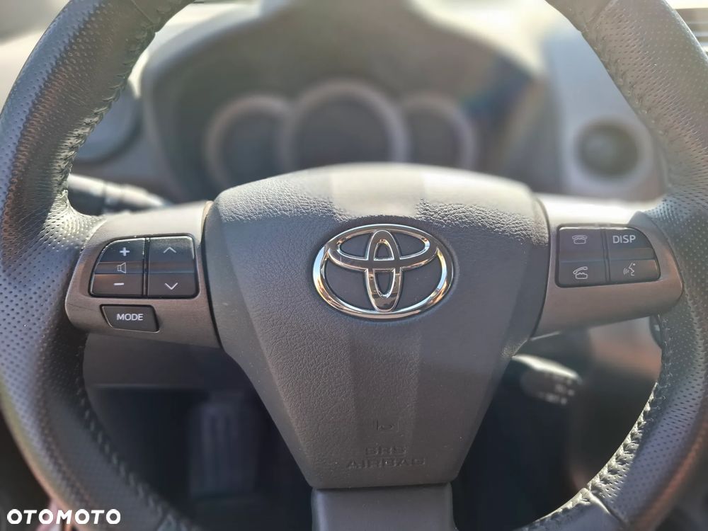 Toyota RAV4 2.0 4x4 Sol - 24