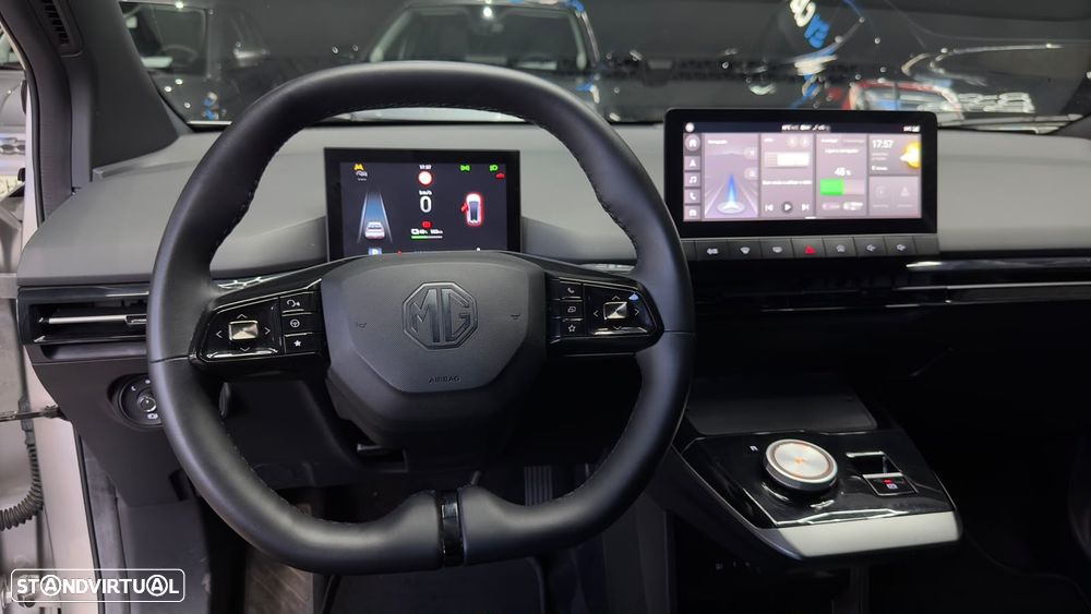 MG MG4 77 kWh Extended Range Luxury - 17